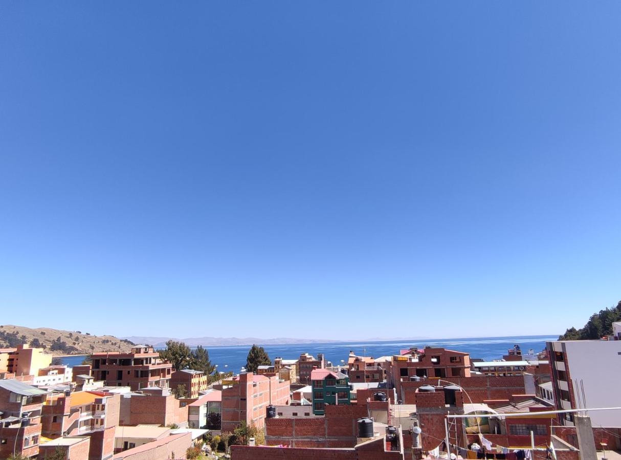Hostal Sol Y Luna Bed & Breakfast Copacabana  Exterior photo
